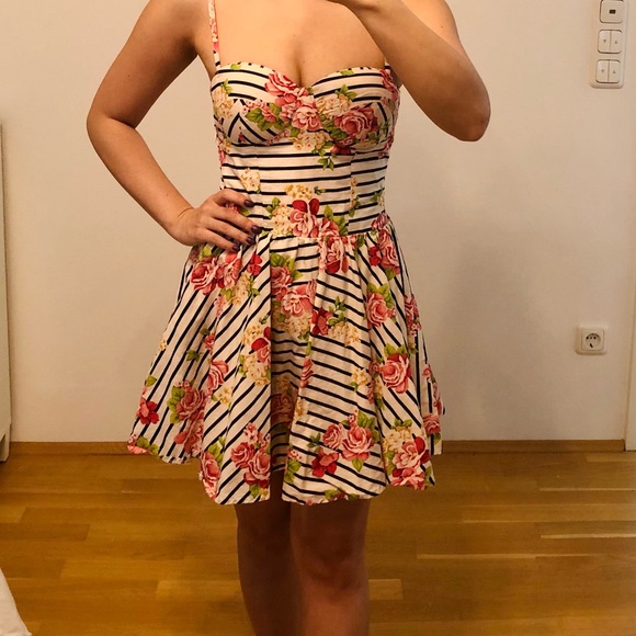 Pinup Spaghetti Strap Bustier Corset Skater Dress - Picture 5 of 5